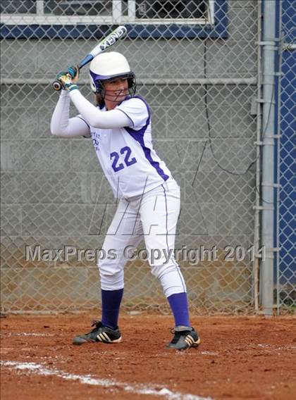 Thumbnail 2 in Oliver Springs vs. Sweetwater (AC Invitational) photogallery.