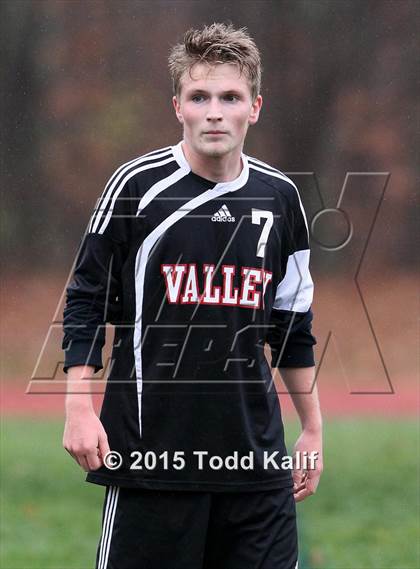 Thumbnail 3 in Bacon Academy vs Valley Regional (CIAC Class M 2nd Round) photogallery.