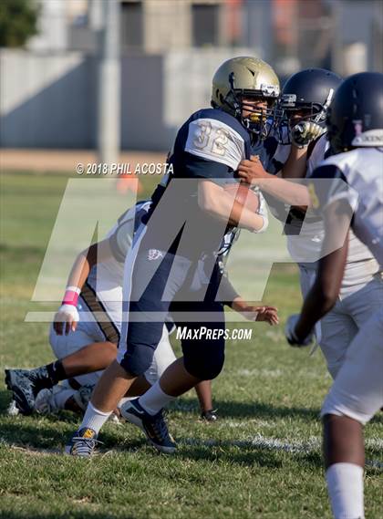 Thumbnail 2 in Wilson vs Franklin photogallery.