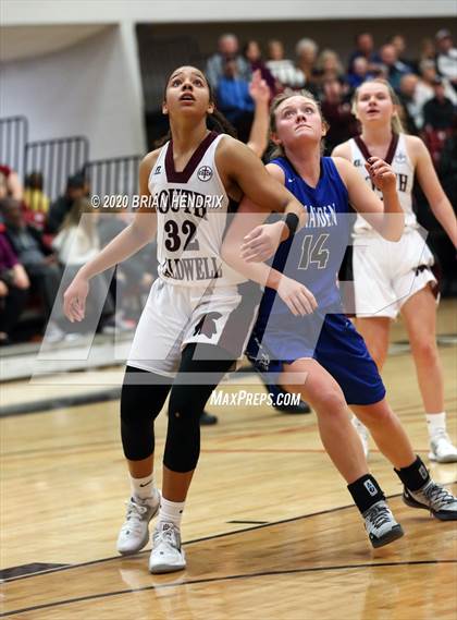 Thumbnail 2 in South Caldwell vs. Maiden (Dick's Sporting Goods Classic Day 1) photogallery.