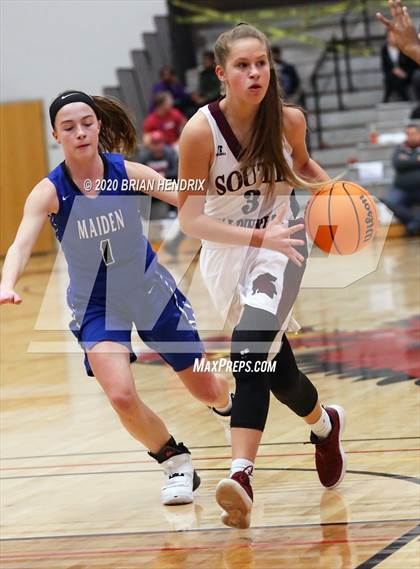 Thumbnail 2 in South Caldwell vs. Maiden (Dick's Sporting Goods Classic Day 1) photogallery.