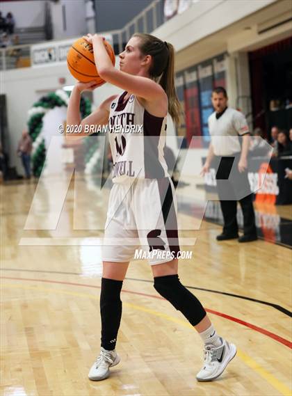 Thumbnail 2 in South Caldwell vs. Maiden (Dick's Sporting Goods Classic Day 1) photogallery.