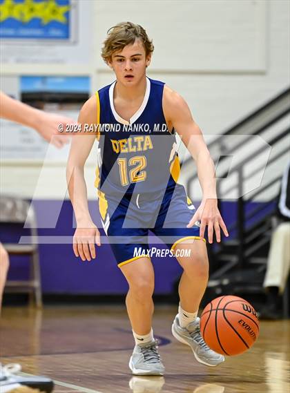 Thumbnail 1 in Wapahani vs Delta (Muncie Central City Invitational) photogallery.