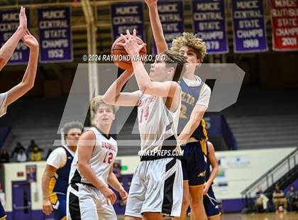 Thumbnail 3 in Wapahani vs Delta (Muncie Central City Invitational) photogallery.