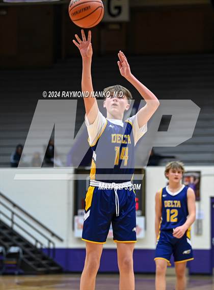 Thumbnail 2 in Wapahani vs Delta (Muncie Central City Invitational) photogallery.