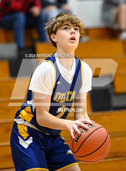 Thumbnail 3 in Wapahani vs Delta (Muncie Central City Invitational) photogallery.