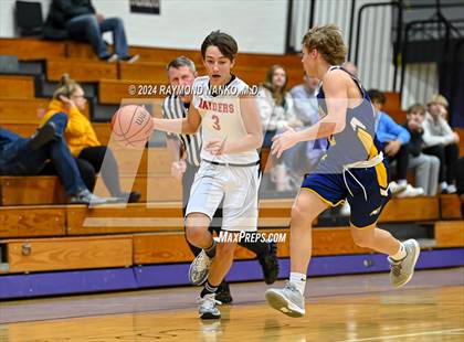 Thumbnail 3 in Wapahani vs Delta (Muncie Central City Invitational) photogallery.