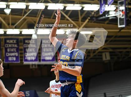 Thumbnail 1 in Wapahani vs Delta (Muncie Central City Invitational) photogallery.