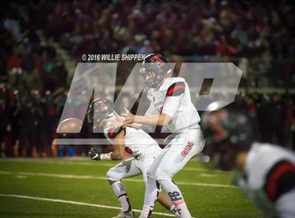 Thumbnail 3 in San Clemente vs. Murrieta Valley (CIF SS Division II Final) photogallery.