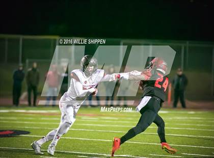 Thumbnail 2 in San Clemente vs. Murrieta Valley (CIF SS Division II Final) photogallery.