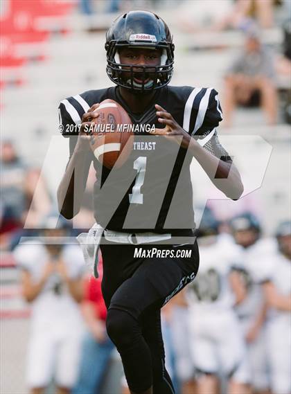 Thumbnail 1 in Fremont @ Lincoln Northeast photogallery.
