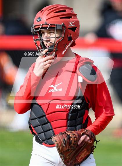 Thumbnail 1 in Lorena vs. Groesbeck (Scrimmage) photogallery.
