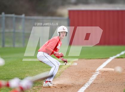 Thumbnail 3 in Lorena vs. Groesbeck (Scrimmage) photogallery.