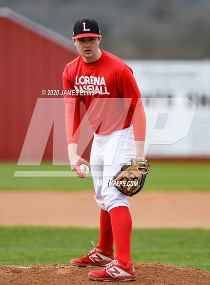 Thumbnail 1 in Lorena vs. Groesbeck (Scrimmage) photogallery.