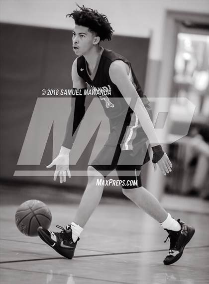 Thumbnail 1 in Etiwanda vs Santa Clarita Christian photogallery.