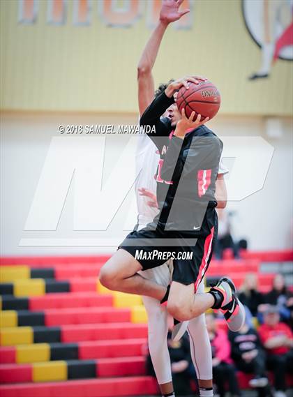 Thumbnail 3 in Etiwanda vs Santa Clarita Christian photogallery.