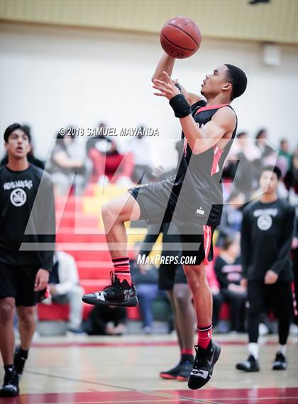 Thumbnail 3 in Etiwanda vs Santa Clarita Christian photogallery.