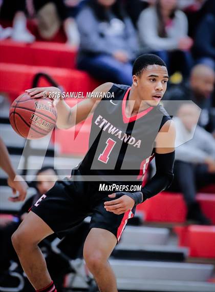 Thumbnail 3 in Etiwanda vs Santa Clarita Christian photogallery.