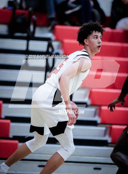 Thumbnail 1 in Etiwanda vs Santa Clarita Christian photogallery.