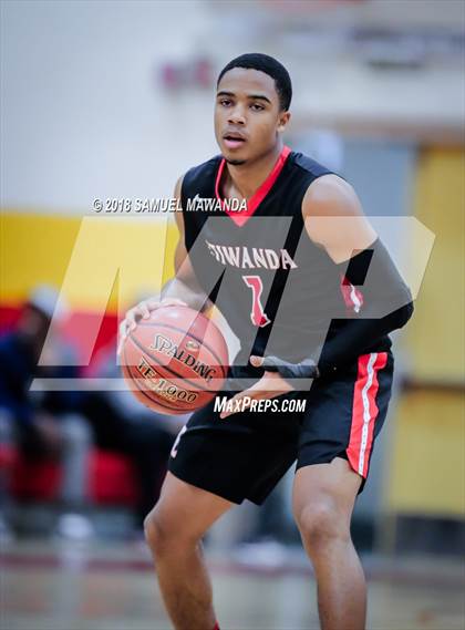 Thumbnail 1 in Etiwanda vs Santa Clarita Christian photogallery.