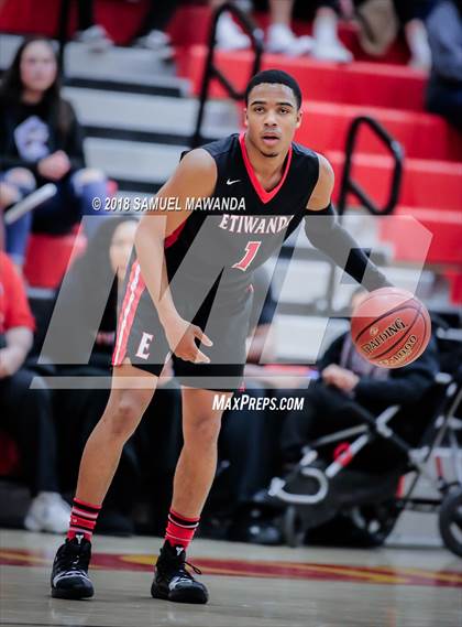 Thumbnail 1 in Etiwanda vs Santa Clarita Christian photogallery.