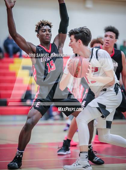 Thumbnail 1 in Etiwanda vs Santa Clarita Christian photogallery.