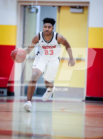 Thumbnail 1 in Etiwanda vs Santa Clarita Christian photogallery.