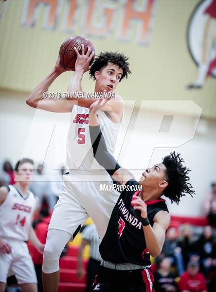 Thumbnail 1 in Etiwanda vs Santa Clarita Christian photogallery.
