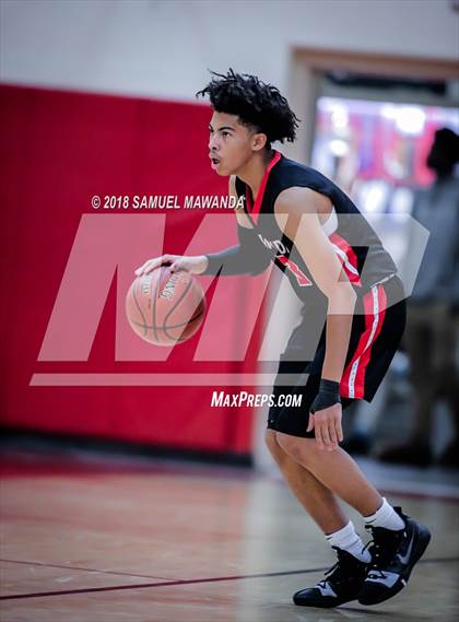 Thumbnail 2 in Etiwanda vs Santa Clarita Christian photogallery.