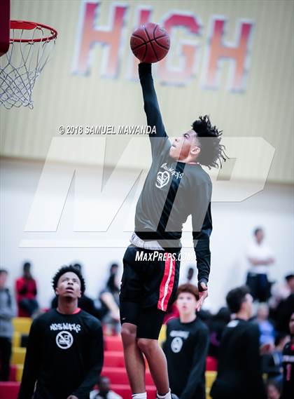 Thumbnail 1 in Etiwanda vs Santa Clarita Christian photogallery.