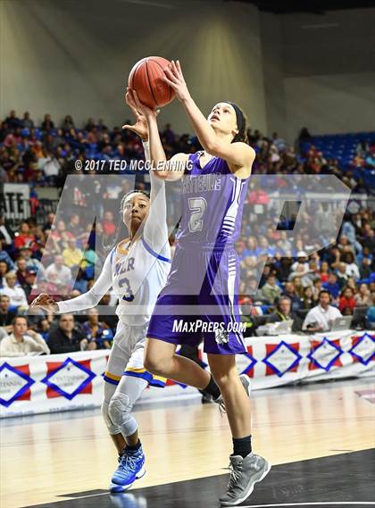 Thumbnail 2 in North Little Rock vs. Fayetteville (AAA 7A Final) photogallery.