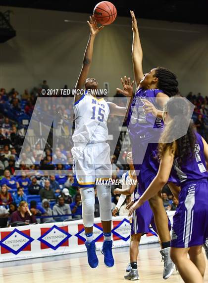 Thumbnail 1 in North Little Rock vs. Fayetteville (AAA 7A Final) photogallery.