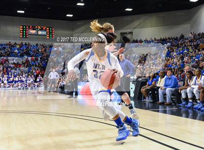 Thumbnail 2 in North Little Rock vs. Fayetteville (AAA 7A Final) photogallery.