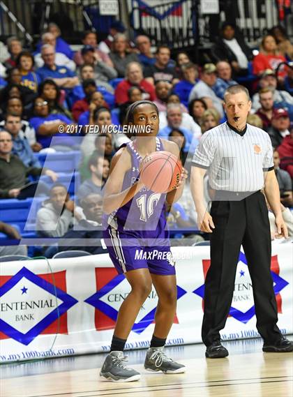 Thumbnail 3 in North Little Rock vs. Fayetteville (AAA 7A Final) photogallery.