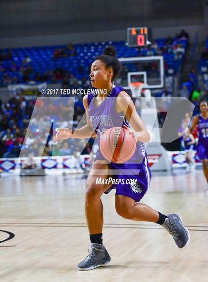 Thumbnail 1 in North Little Rock vs. Fayetteville (AAA 7A Final) photogallery.