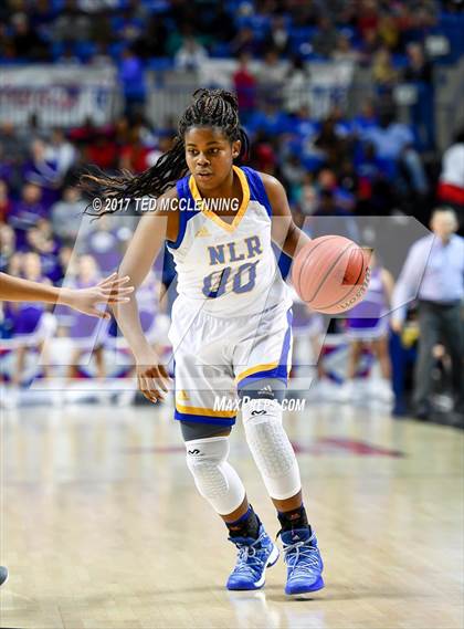 Thumbnail 1 in North Little Rock vs. Fayetteville (AAA 7A Final) photogallery.