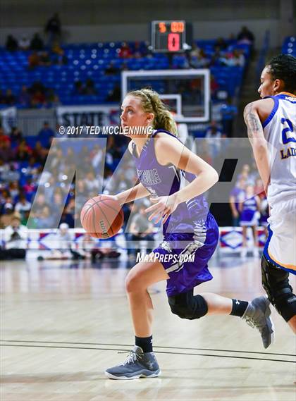 Thumbnail 3 in North Little Rock vs. Fayetteville (AAA 7A Final) photogallery.