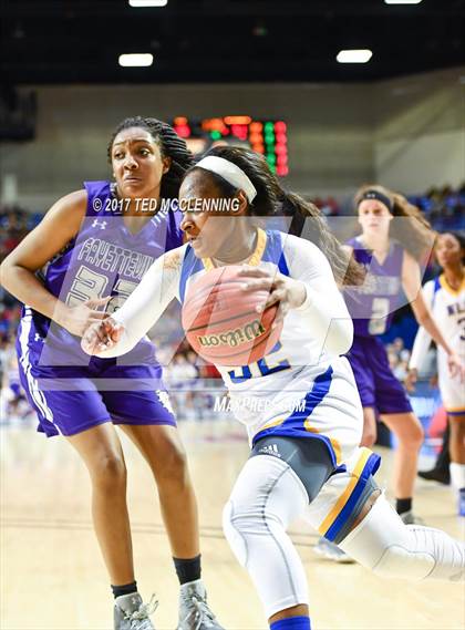 Thumbnail 1 in North Little Rock vs. Fayetteville (AAA 7A Final) photogallery.