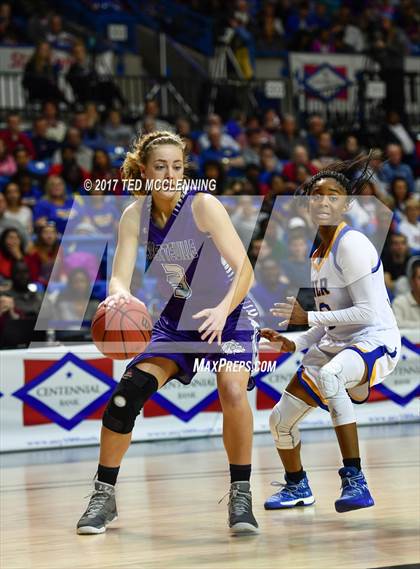Thumbnail 1 in North Little Rock vs. Fayetteville (AAA 7A Final) photogallery.