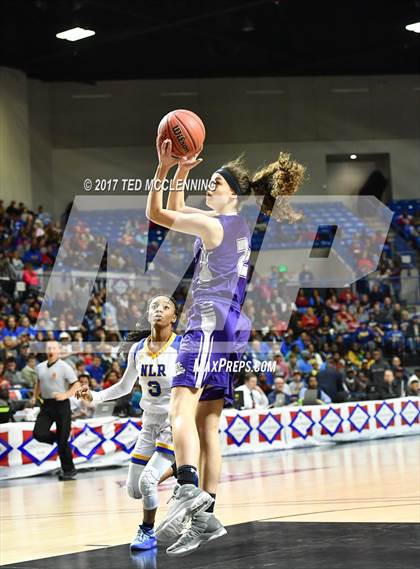 Thumbnail 2 in North Little Rock vs. Fayetteville (AAA 7A Final) photogallery.