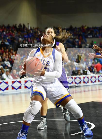 Thumbnail 1 in North Little Rock vs. Fayetteville (AAA 7A Final) photogallery.