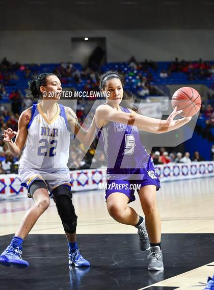 Thumbnail 2 in North Little Rock vs. Fayetteville (AAA 7A Final) photogallery.