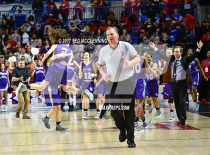 Thumbnail 3 in North Little Rock vs. Fayetteville (AAA 7A Final) photogallery.