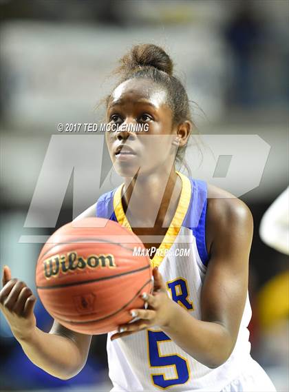 Thumbnail 3 in North Little Rock vs. Fayetteville (AAA 7A Final) photogallery.