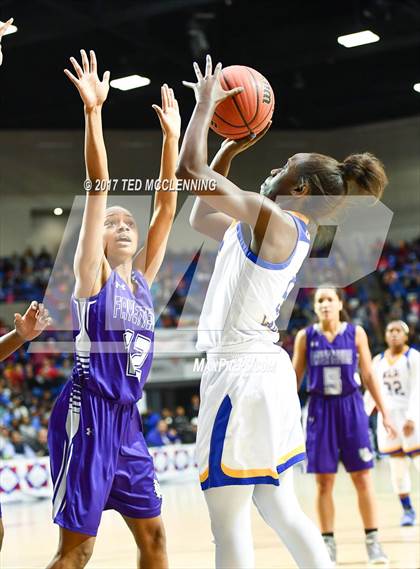 Thumbnail 1 in North Little Rock vs. Fayetteville (AAA 7A Final) photogallery.
