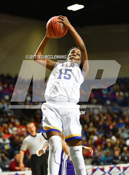 Thumbnail 1 in North Little Rock vs. Fayetteville (AAA 7A Final) photogallery.