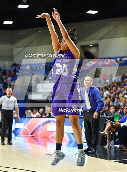 Thumbnail 1 in North Little Rock vs. Fayetteville (AAA 7A Final) photogallery.