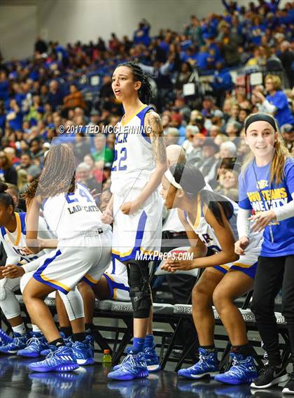 Thumbnail 2 in North Little Rock vs. Fayetteville (AAA 7A Final) photogallery.