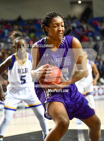 Thumbnail 2 in North Little Rock vs. Fayetteville (AAA 7A Final) photogallery.