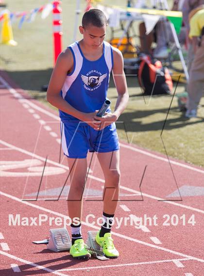 Thumbnail 1 in CAL Invitational Boys Track and Field photogallery.